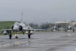 Indonesia mua 12 chiến đấu cơ đã qua sử dụng của Qatar 