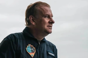 Người thân các nạn nhân trên tàu ngầm Titan bàng hoàng khi hay tin dữ