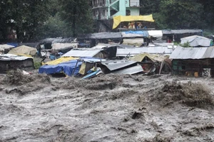 VIDEO: Lũ lụt, lở đất khiến 29 người thiệt mạng ở Ấn Độ 