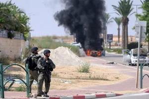 Xung đột Israel-Hamas: Hơn 100 con tin bị Hamas bắt giữ, có cả người nước ngoài