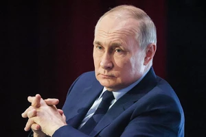 Điện Kremlin: Nga chỉ có một Tổng thống Putin