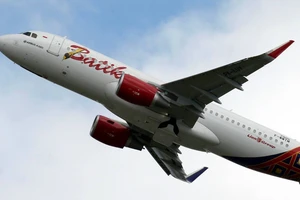 Điều tra vụ cả cơ trưởng cơ phó ngủ quên khi đang lái máy bay