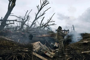 Chiến sự Nga - Ukraine 23-3: Tư lệnh Ukraine nói Nga chuẩn bị 100.000 lính, có thể sắp mở cuộc tấn công mùa hè