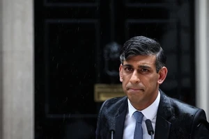 Thủ tướng Anh bất ngờ đẩy lịch tổng tuyển cử sớm cả 5 tháng