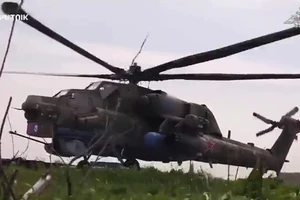Video: Trực thăng Mi-28NM Nga tuần tra, phóng rocket vào vị trí Ukraine