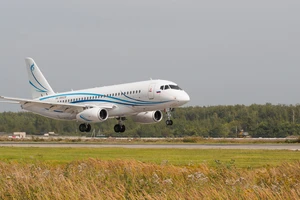 Một chiếc Sukhoi Superjet 100 của Nga. Ảnh: RT