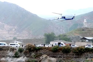 Fars: Iran kết thúc điều tra, xác định nguyên nhân trực thăng chở Tổng thống Raisi rơi