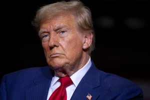 Ông Trump nói gì khi nghe tin ông Putin ủng hộ bà Harris?