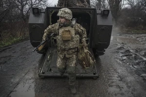 Chiến sự Nga - Ukraine 2-10: Ông Zelensky thừa nhận tình hình ‘rất, rất khó khăn’; Nga nói đẩy lùi và hạ lượng lớn lính Ukraine ở Kursk