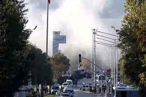 Xả súng tại tập đoàn hàng không vũ trụ Thổ Nhĩ Kỳ, 5 người chết, 22 người bị thương