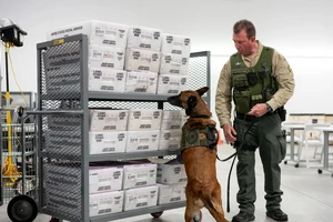 Mỹ huy động toàn lực giữ an ninh cuộc bầu cử lịch sử 