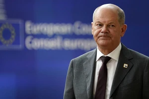 Điện Kremlin lên tiếng chuyện Thủ tướng Đức nói tính gọi điện ông Putin 