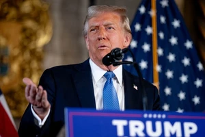 Ông Trump muốn nói chuyện với ông Putin 