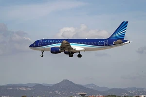 Máy bay chở 67 người rơi khi trên đường đến Nga