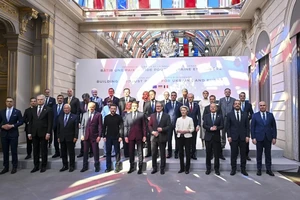 ‘Liên minh tự nguyện’ châu Âu họp, nhất trí siết trừng phạt Nga