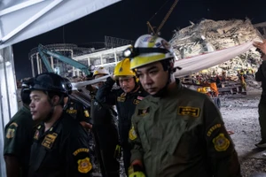 Bangkok tang thương sau động đất