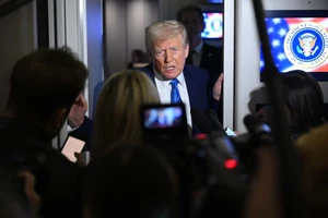 Ông Trump nêu điều kiện tiên quyết để giảm thuế đối ứng với Trung Quốc