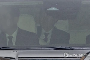 Cựu Tổng thống Yoon hầu toà hình sự đầu tiên về thiết quân luật