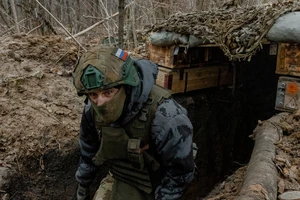 Chiến sự Nga - Ukraine 27-4: Ukraine công bố thương vong lính Nga-Triều Tiên ở Kursk; Ông Zelensky gặp loạt lãnh đạo châu Âu bên lề tang lễ Giáo hoàng Francis