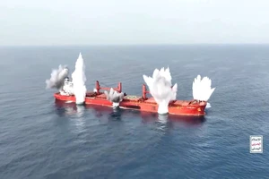 Nỗi lo từ chiến thuật mới của Houthis trên Biển Đỏ