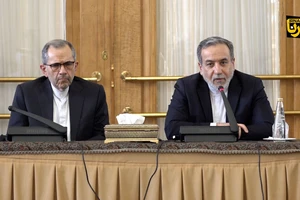 Iran nói vẫn hợp tác với IAEA, nêu điều kiện đàm phán với Mỹ