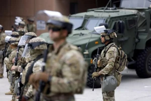 Lầu Năm Góc rút 2.000 lính vệ binh quốc gia khỏi Los Angeles 