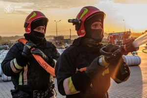 Chiến sự Nga - Ukraine 17-7: Kiev tố Moscow thả bom 500 kg xuống Donetsk; Nga giục ông Trump gây sức ép với Ukraine