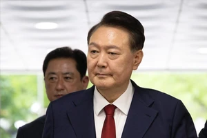 Công tố viên đặc biệt truy tố cựu Tổng thống Yoon với cáo buộc lạm dụng quyền lực