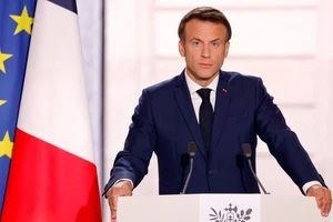 Tổng thống Pháp: Đang bàn chốt địa điểm tổ chức thượng đỉnh Putin-Zelensky 