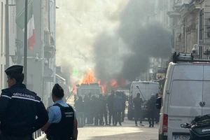 VIDEO: Nổ lớn gần Văn phòng thủ tướng Pháp