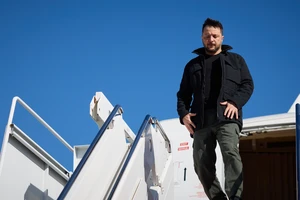 Ông Zelensky đến Mỹ, ra tuyên bố trước cuộc gặp với ông Trump 