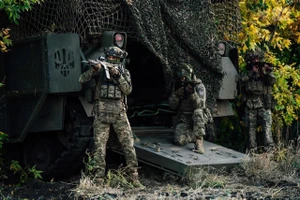 Chiến sự Nga - Ukraine 25-10: UAV Ukraine tấn công Moscow, 5 người bị thương; Tướng Pháp nói sẵn sàng đưa quân tới Ukraine vào năm sau