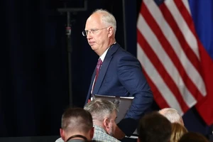 Đàm phán giữa đặc phái viên Nga và Nhà Trắng kéo dài sang ngày thứ 3 