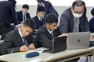 Trung Quốc kêu gọi công dân cân nhắc kỹ việc du học ở Nhật