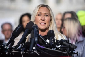 Đồng minh lâu năm từ chức ở Hạ viện sau mâu thuẫn với ông Trump