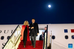 Ông Macron tới Trung Quốc trong chuyến thăm ‘thuần song phương’