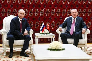 Ông Erdogan thúc giục Nga-Ukraine ngừng bắn vào hạ tầng cảng và năng lượng