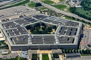 Mỹ không kích hàng chục mục tiêu nghi của IS ở Syria, đáp trả vụ 2 binh sĩ bị giết