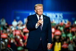 Ông Trump lên tiếng về tuổi tác và sức khỏe