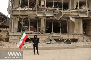 Iran tấn công miền bắc Iraq; Ông Trump thất vọng với Anh, nhắn Iran ‘quá muộn’ để đàm phán