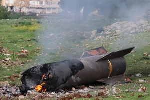 Chiến sự Trung Đông ngày 25: Iran lên kế hoạch tấn công đặc biệt; Ông Netanyahu nói về khả năng có thỏa thuận; Nhiều nước nỗ lực làm trung gian