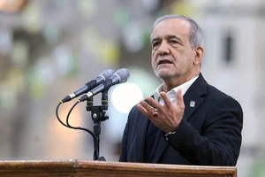 Iran duy trì tấn công trước hạn tối hậu thư của ông Trump 