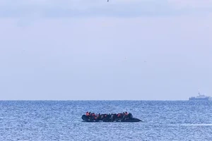 Lật tàu từ Bangladesh đi Malaysia, hơn 250 người mất tích