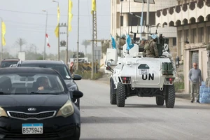 Chiến sự Trung Đông ngày 51: Iran ra cảnh báo với tàu thuyền ở eo biển Hormuz; Israel tuyên bố thiết lập ‘Đường Vàng’ ở Lebanon, Hezbollah ra điều kiện