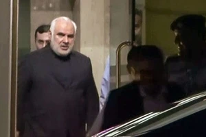 Hai tàu treo cờ Ấn Độ bị tấn công khi đi qua eo biển Hormuz, New Delhi triệu tập đại sứ Iran 