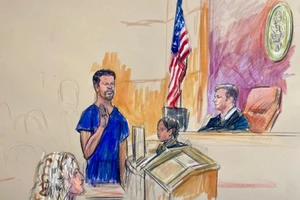 Nghi phạm nổ súng tại tiệc báo chí Nhà Trắng ra tòa, có thể đối mặt mức án chung thân