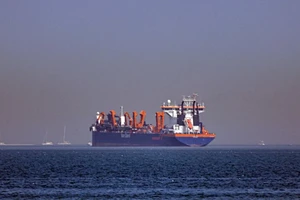 Mỹ trừng phạt loạt thực thể với cáo buộc hỗ trợ Iran vận chuyển dầu
