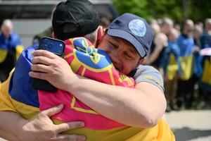 Chiến sự Nga - Ukraine 6-6: Ukraine tập kích 5 tàu hàng Nga; HĐBA LHQ sắp họp khẩn về các cuộc tấn công bằng tên lửa đạn đạo của Nga