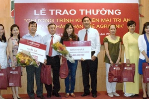 Agribank đẩy mạnh phát triển đơn vị chấp nhận thẻ