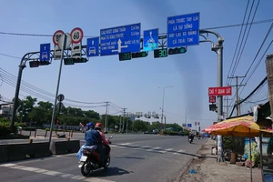 Vượt đèn xanh khi nút giao thông đang ùn tắc sẽ bị phạt?